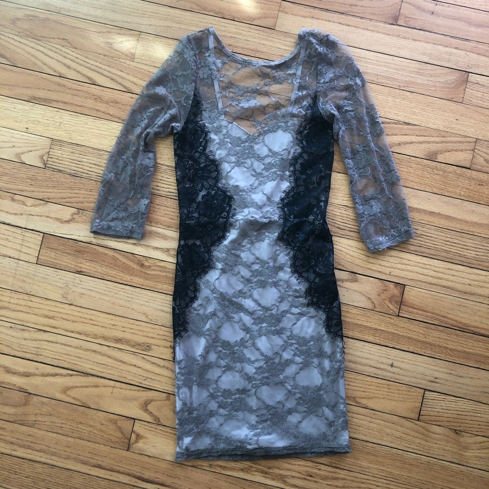 BEAUTIFUL lace cocktail dress